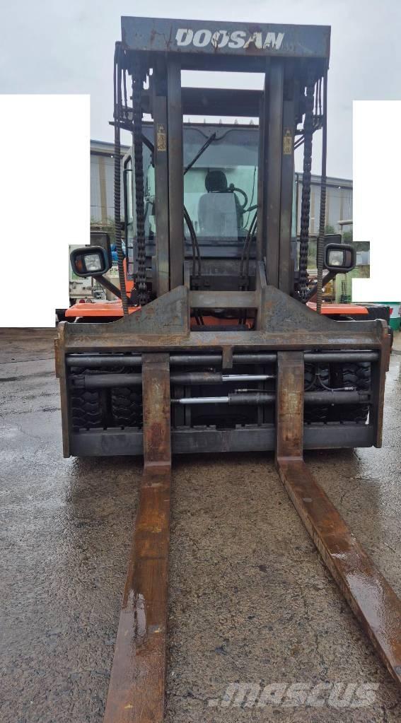 Doosan D 160 S-5 شاحنات الديزل