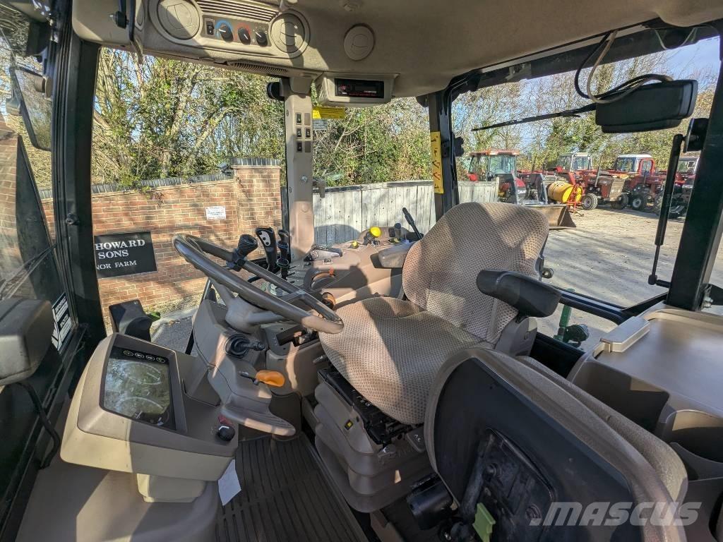 John Deere 6110 RC الجرارات