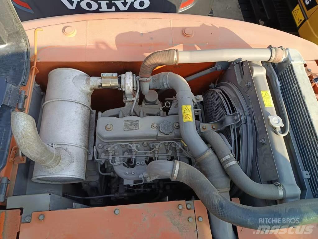 Hitachi ZX160 حفارات زحافة