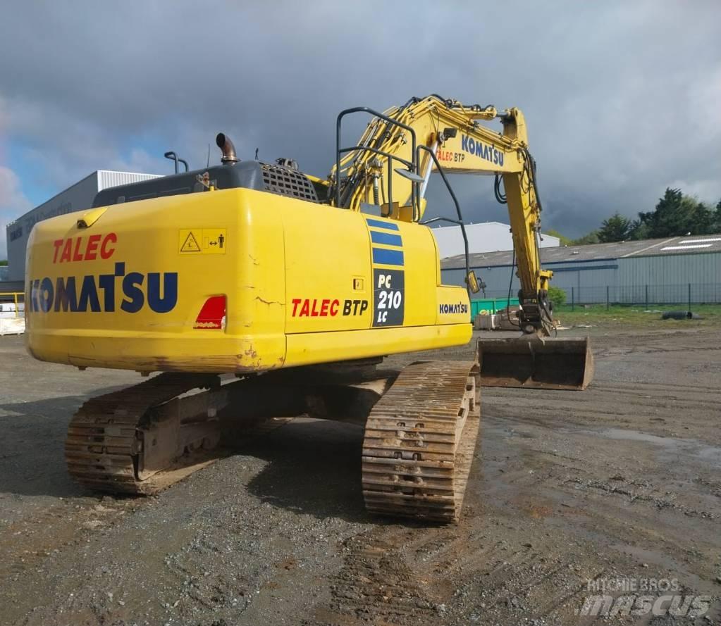 Komatsu PC210LC-10 حفارات زحافة
