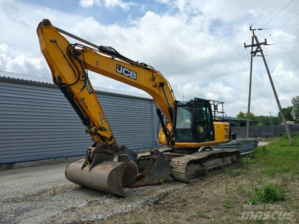 JCB JS 220 LC حفارات زحافة