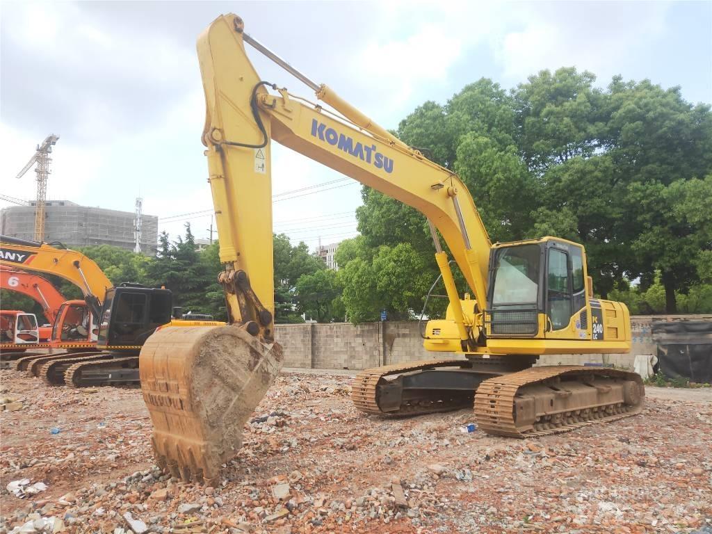 Komatsu PC 240LC-8 حفارات زحافة
