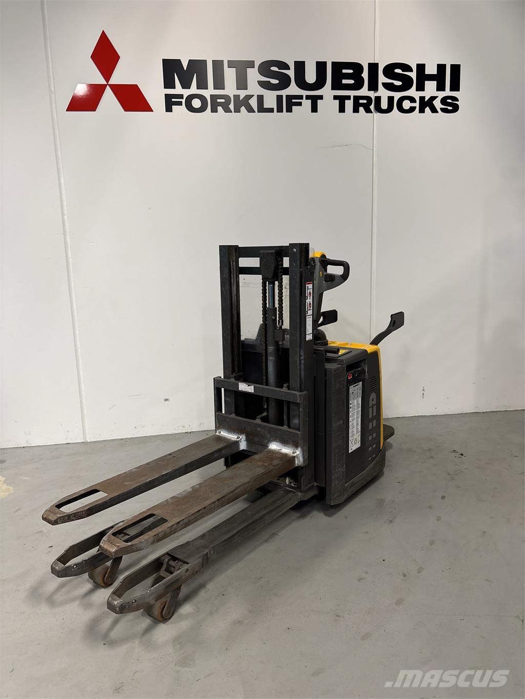 Atlet PDP200 شاحنات مناولة ذاتية الدفع