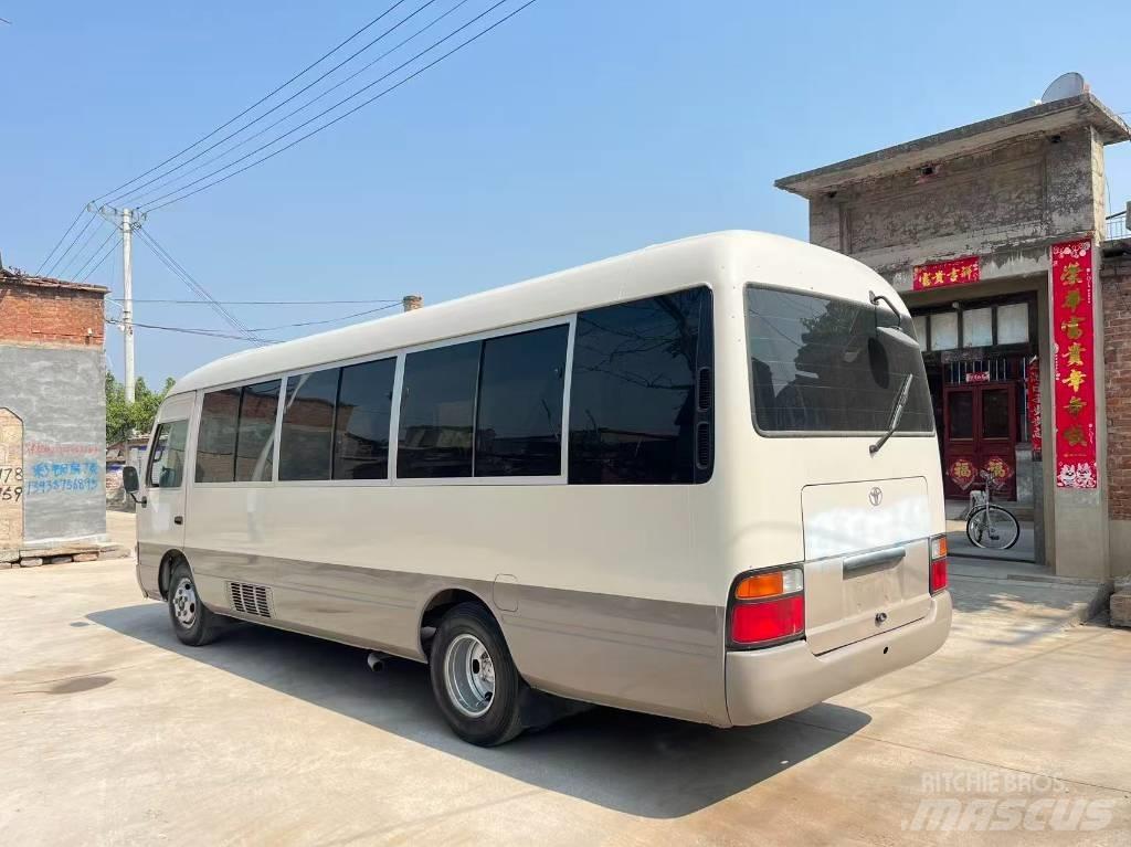 Toyota Coaster Bus حافلة صغيرة