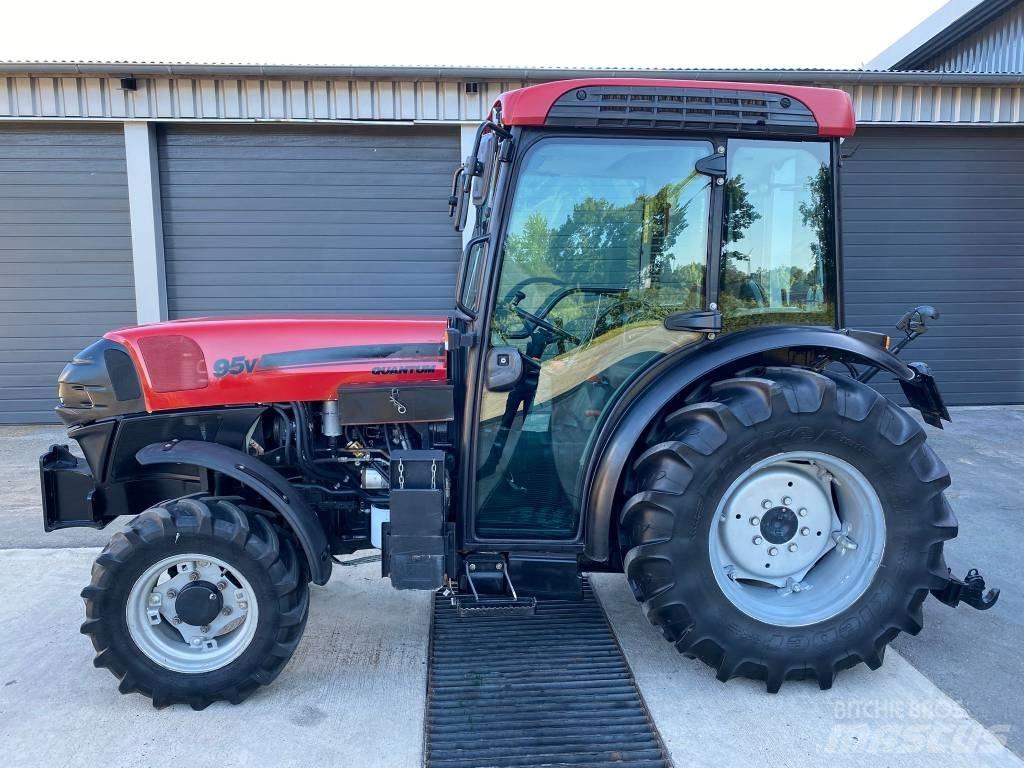 Case IH Quantum 95 V الجرارات