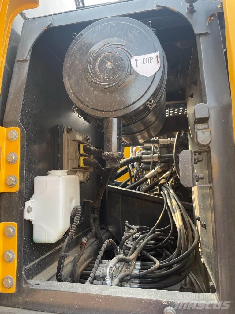 Volvo EC 210 حفارات زحافة