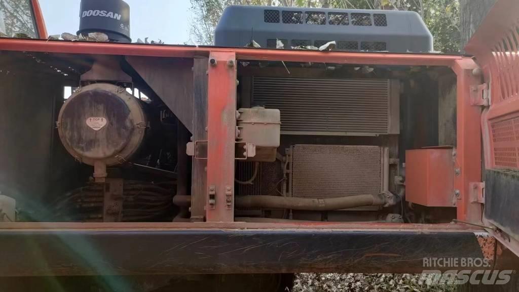 Doosan DH 420 LC-7 حفارات زحافة