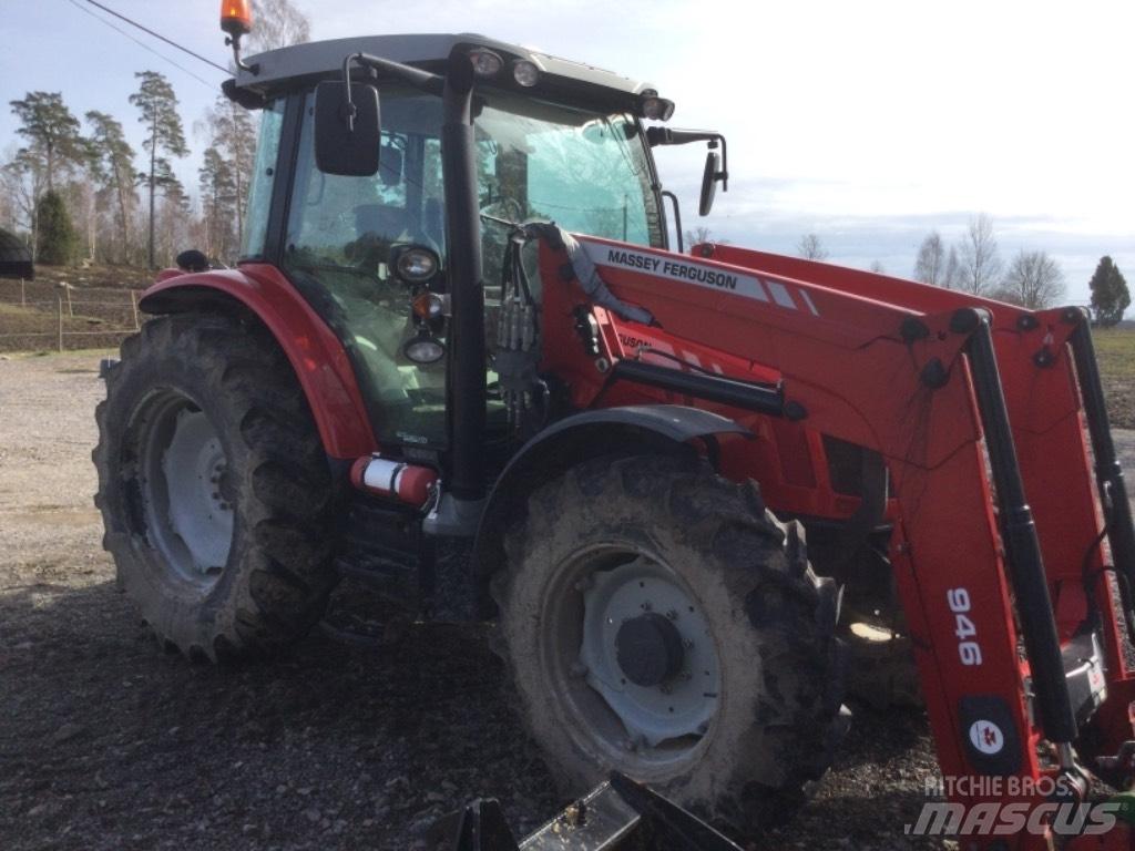 Massey Ferguson 5712 الجرارات