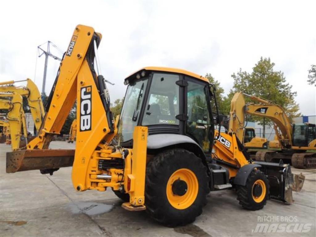 JCB 3 CX Contractor لوادر ذات جرافات عكسية