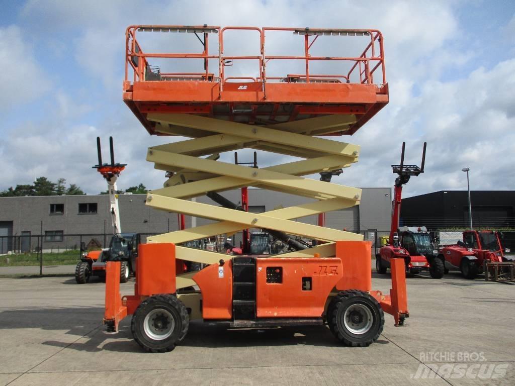 JLG 4394 RT (435) رافعات مقصية الشكل