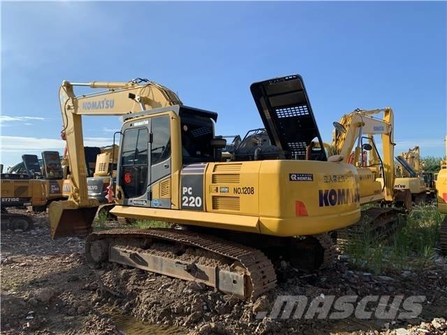 Komatsu PC 220-8 حفارات زحافة