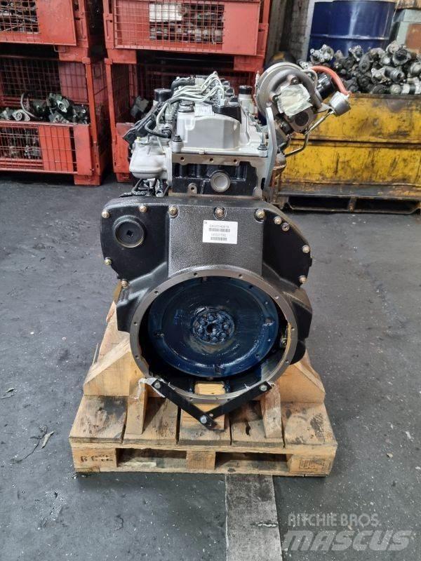 JCB 672 TA2-165 محركات