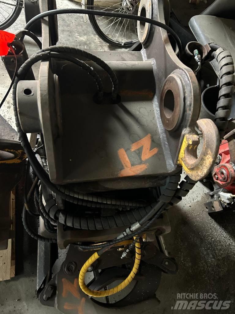 Engcon EC 214 دوارات