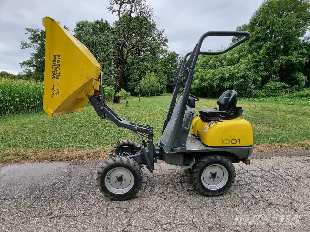Wacker Neuson 1001 عربات نقل قلابة للمواقع