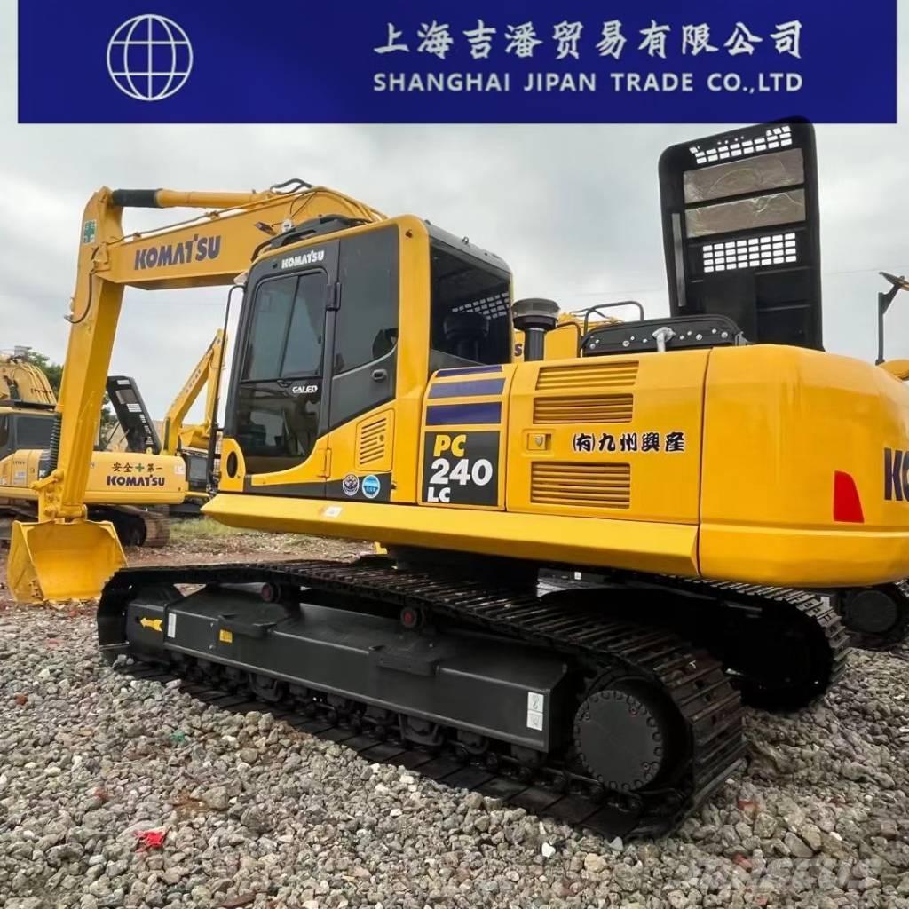 Komatsu PC 240 حفارات زحافة