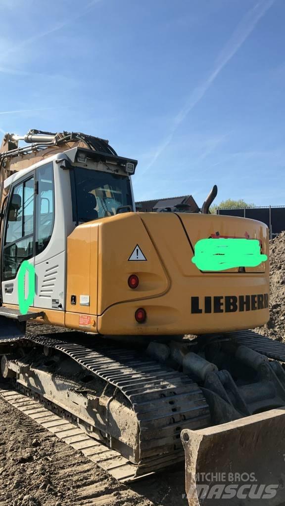 Liebherr R 914 حفارات زحافة