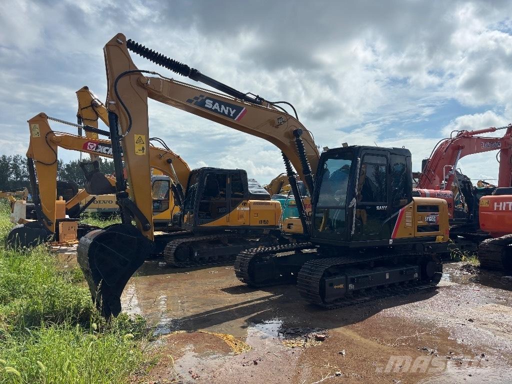 Sany SY 135 C حفارات زحافة
