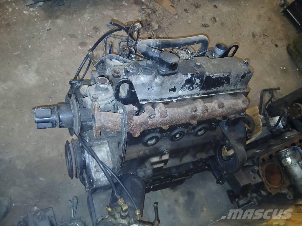 Yanmar 4TNE82 محركات