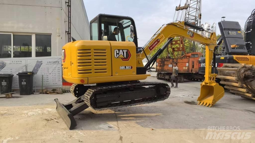 CAT 305.5 E CR حفارات صغيرة أقل من 7 طن (حفارات صغيرة)