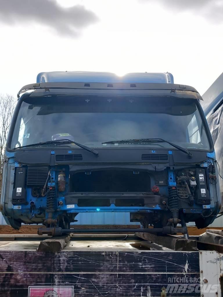 Volvo FM 9.320 كابينة والداخلية