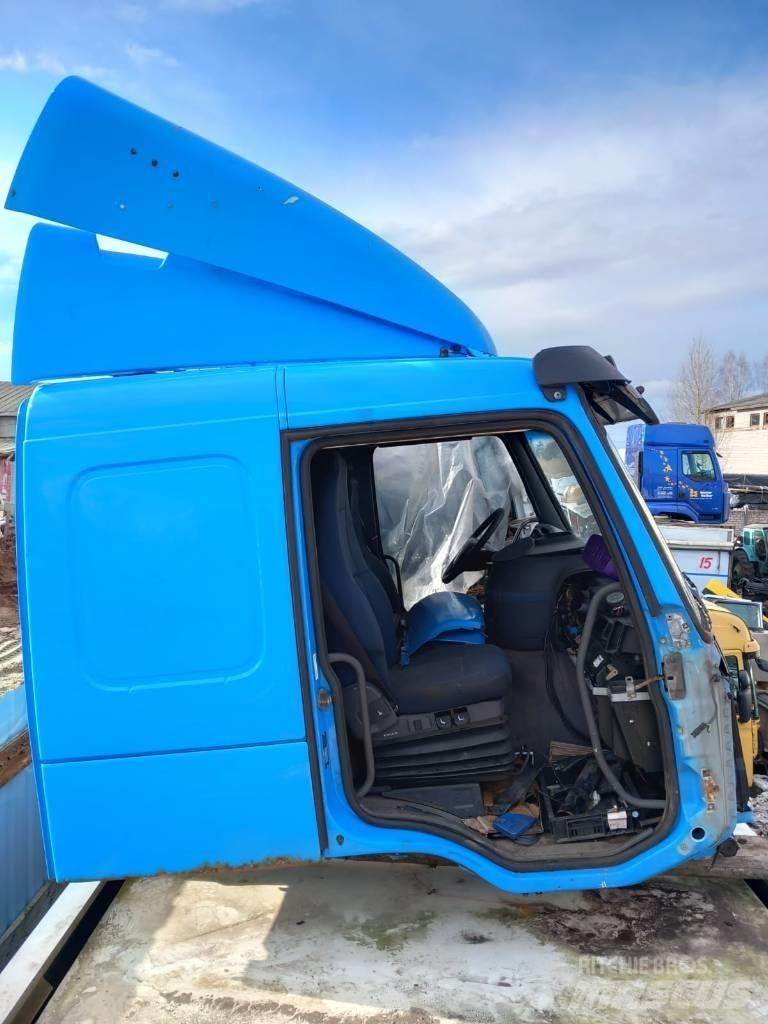 Volvo FM 9.320 كابينة والداخلية
