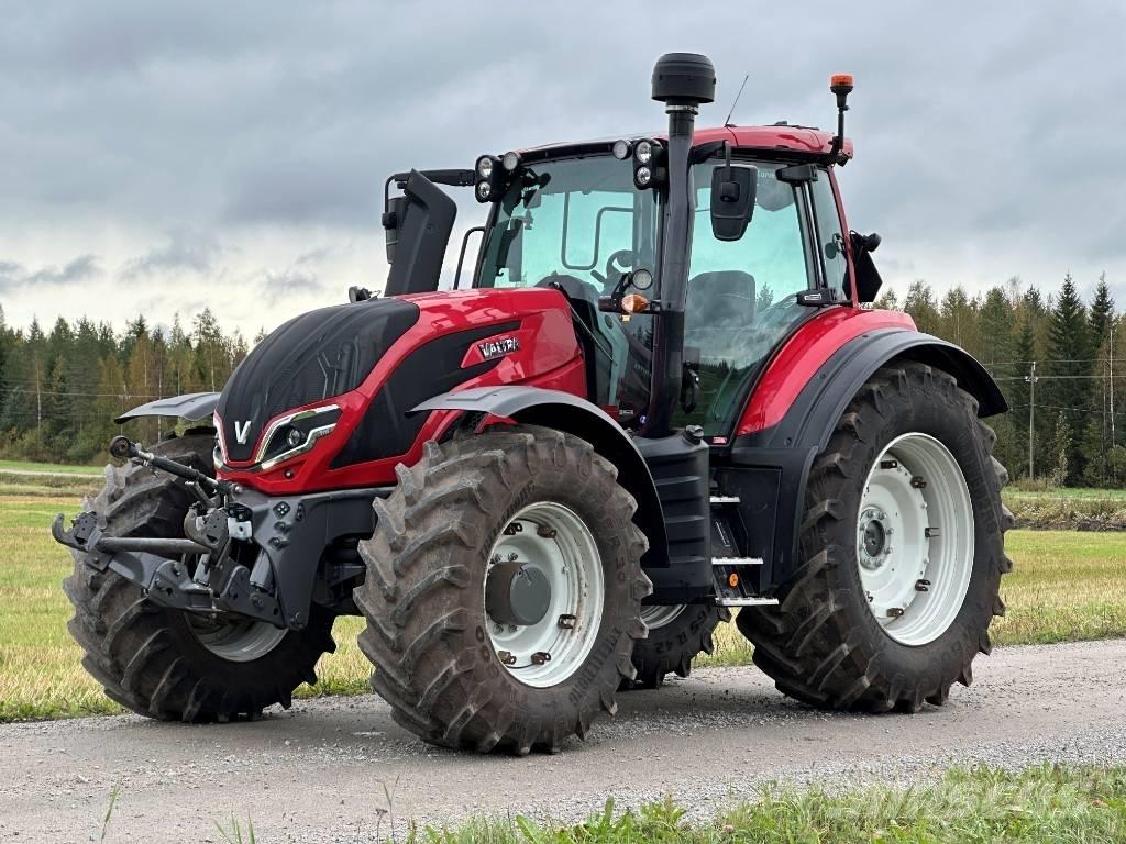 Valtra T 195 V الجرارات
