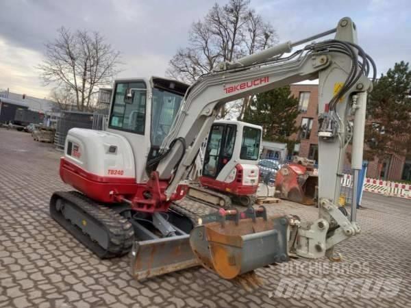 Takeuchi TB 240 DPF حفارات صغيرة أقل من 7 طن (حفارات صغيرة)