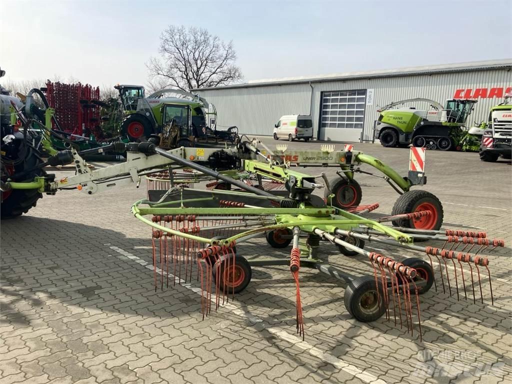 CLAAS LINER 2900 معدات حصد
