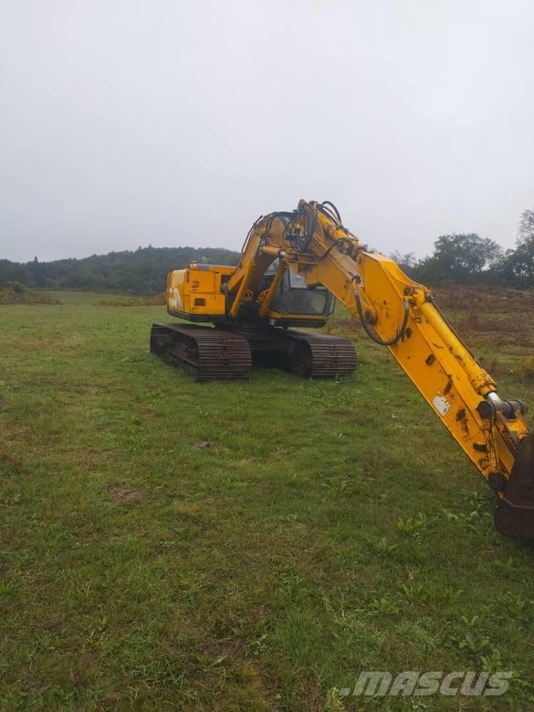 JCB JS 130 حفارات زحافة