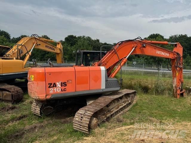 Hitachi ZX 210 LC حفارات زحافة