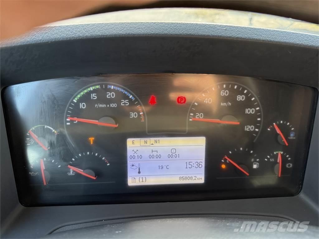 Volvo FE320 4X2 شاحنات ذات هيكل صندوقي