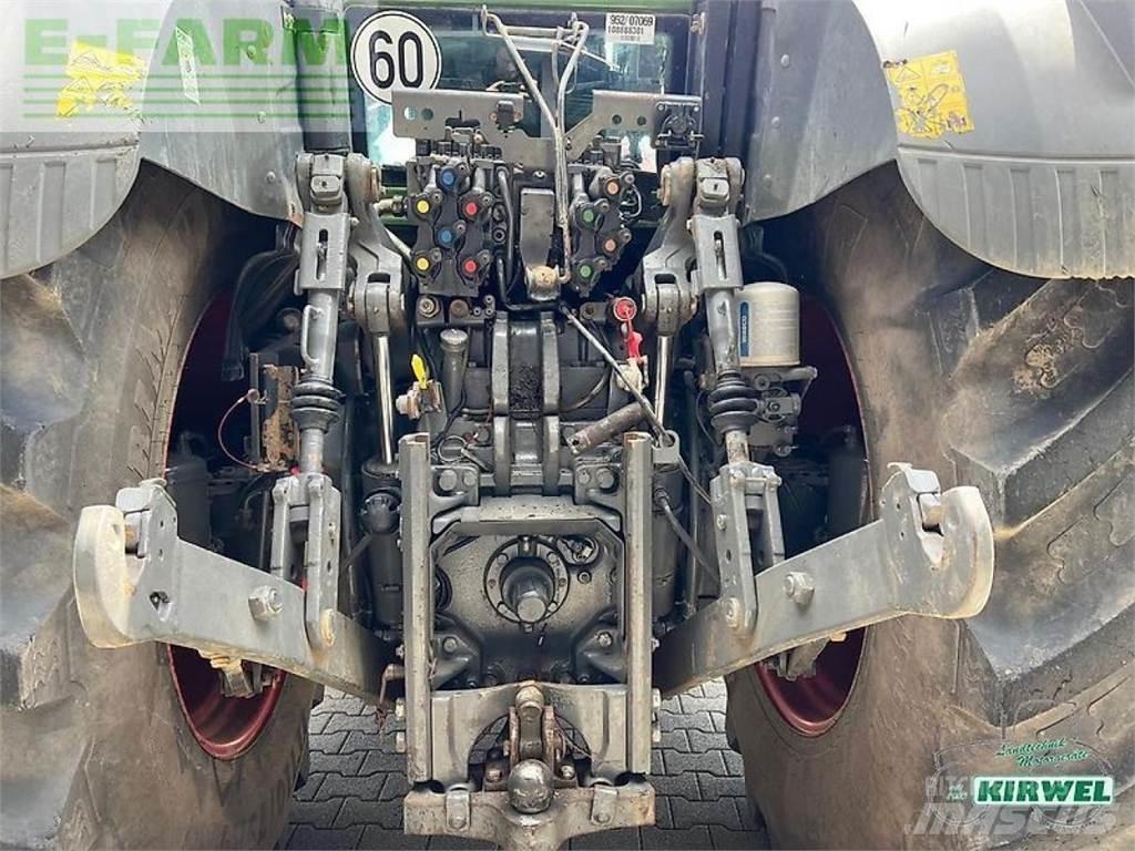 Fendt 933 vario s4 الجرارات