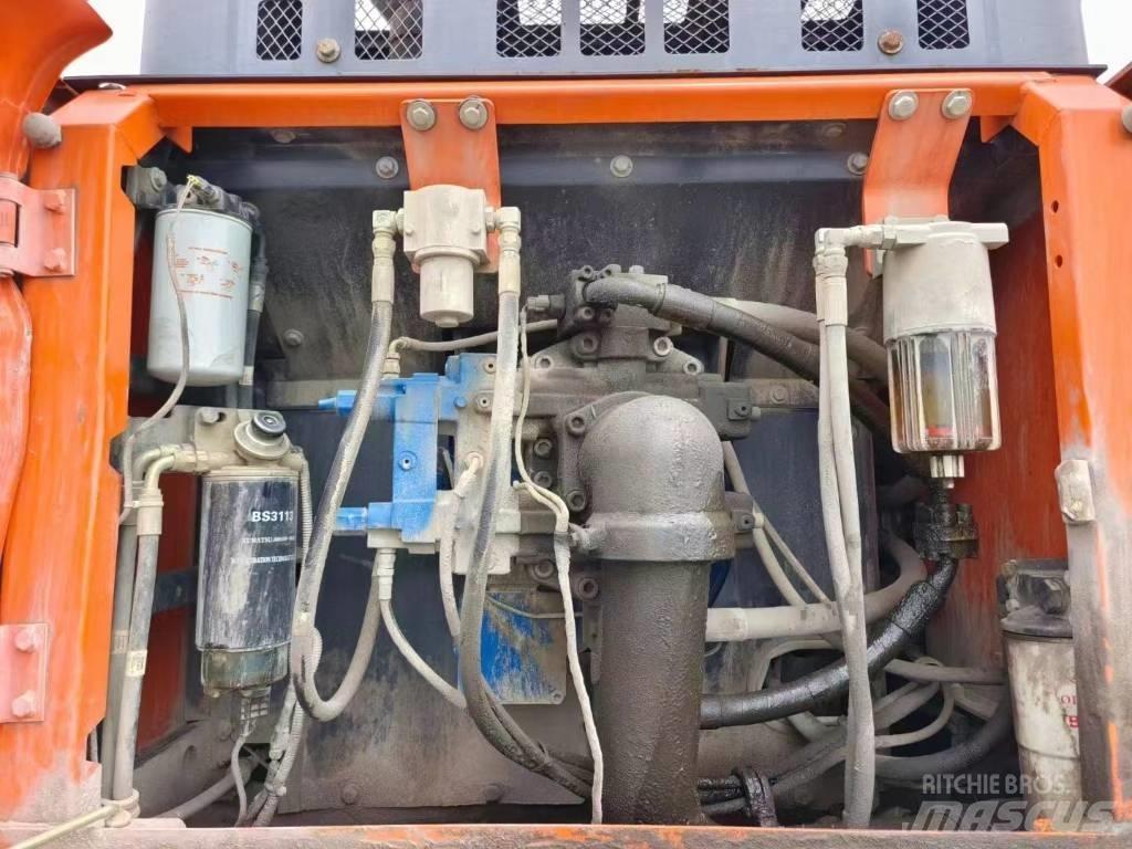 Doosan DX 340 LC حفارات زحافة