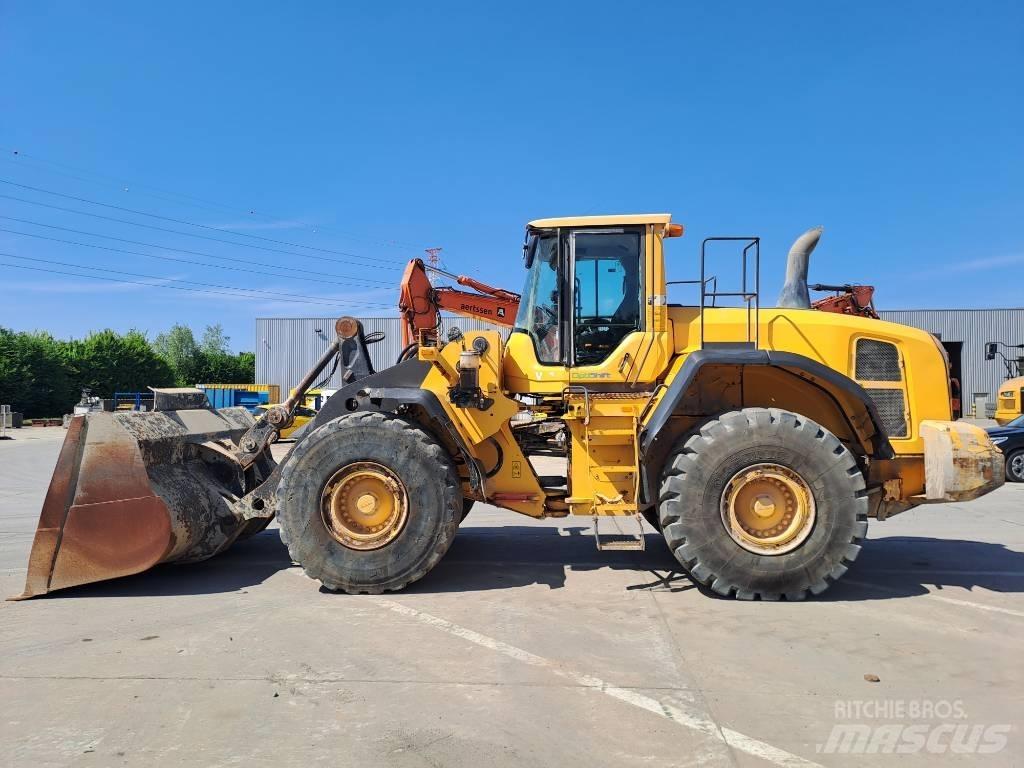 Volvo L180G لوادر بعجل