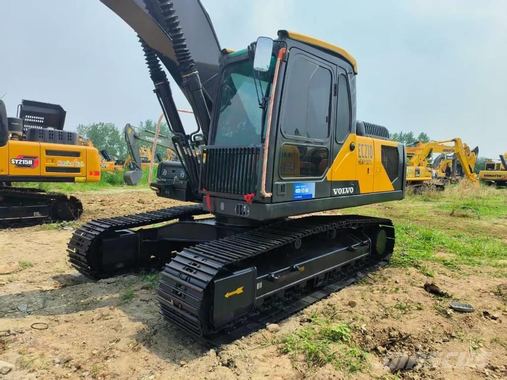 Volvo EC 210 حفارات زحافة