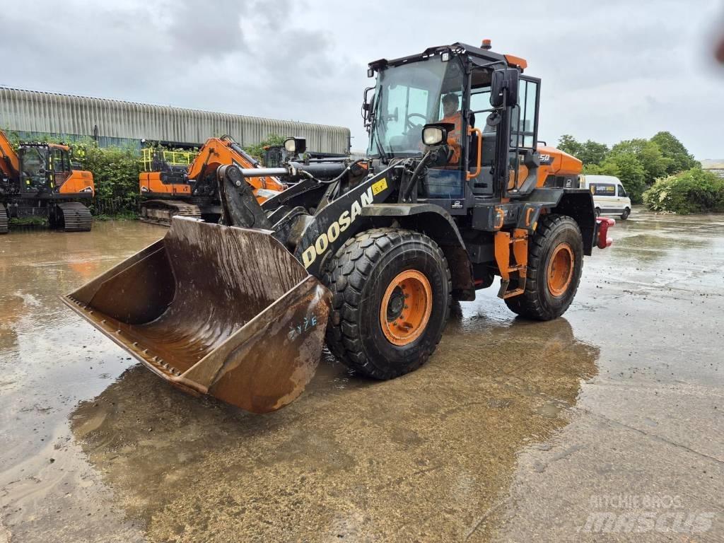 Doosan DL 250-7 لوادر بعجل