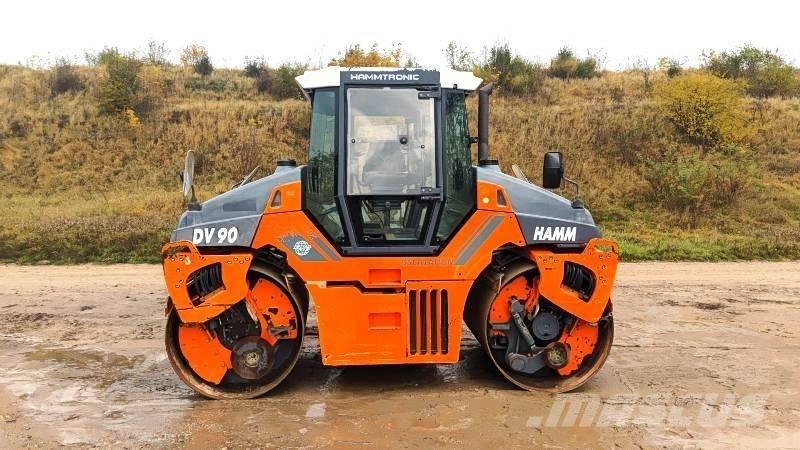 Hamm DV 90 مداحل ثنائية الاسطوانة