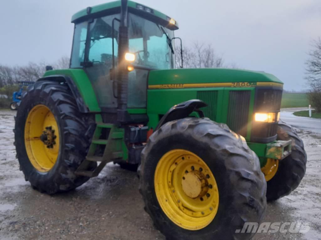 John Deere 7800 الجرارات