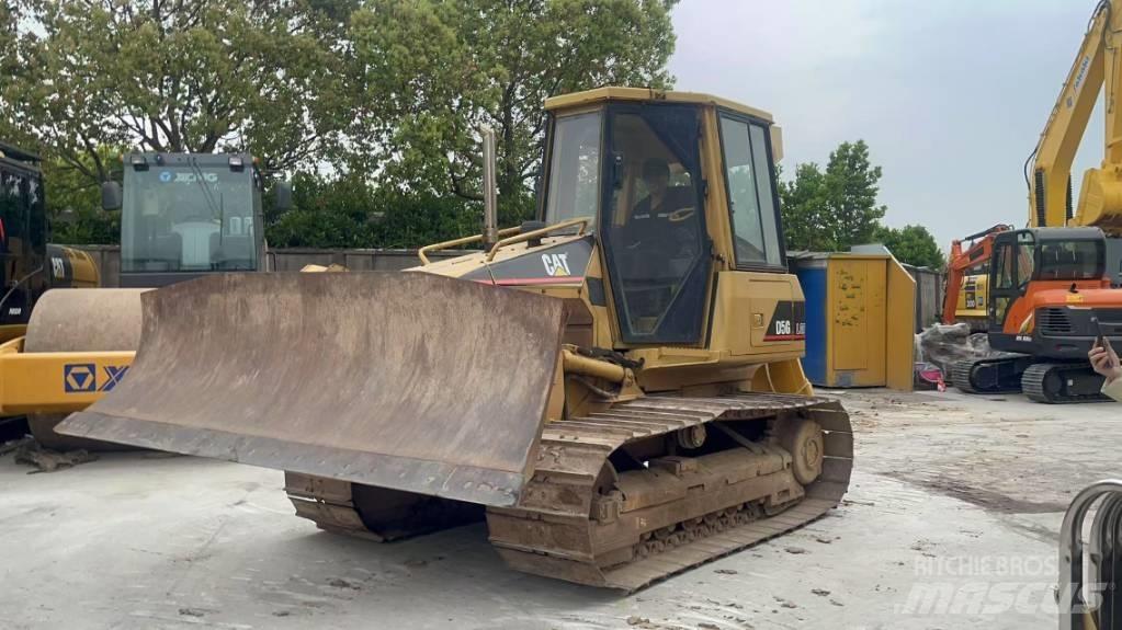 CAT D 5 G LGP بلدوزرات مجنزرة