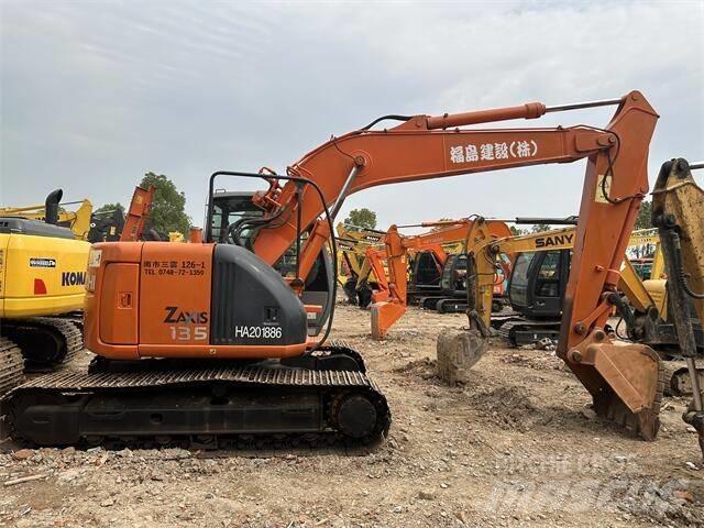 Hitachi ZX 138 حفارات زحافة