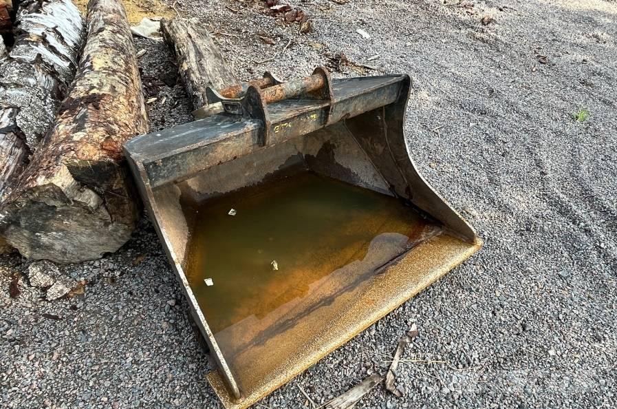 Kubota U 48-4 حفارات صغيرة أقل من 7 طن (حفارات صغيرة)