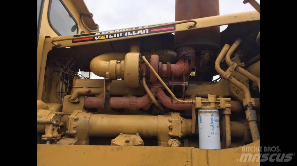CAT D 9 H أجهزة نقل
