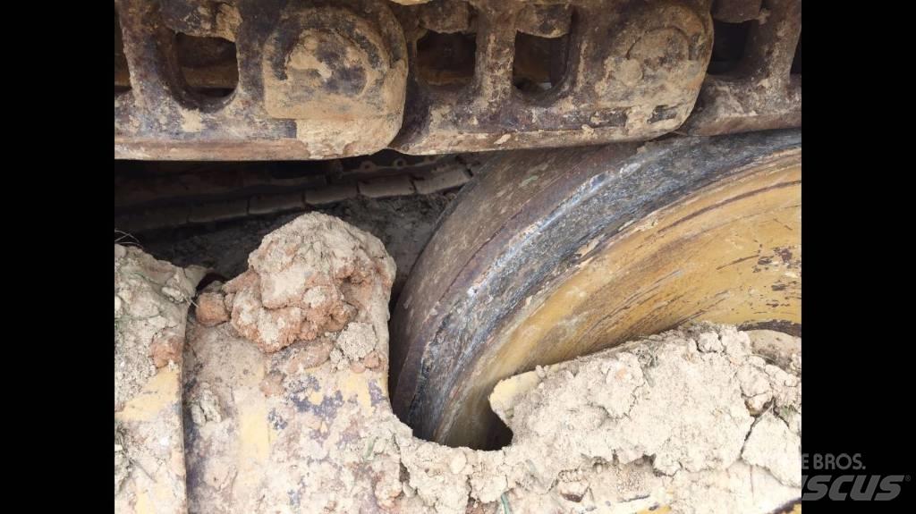 CAT D 9 H أجهزة نقل