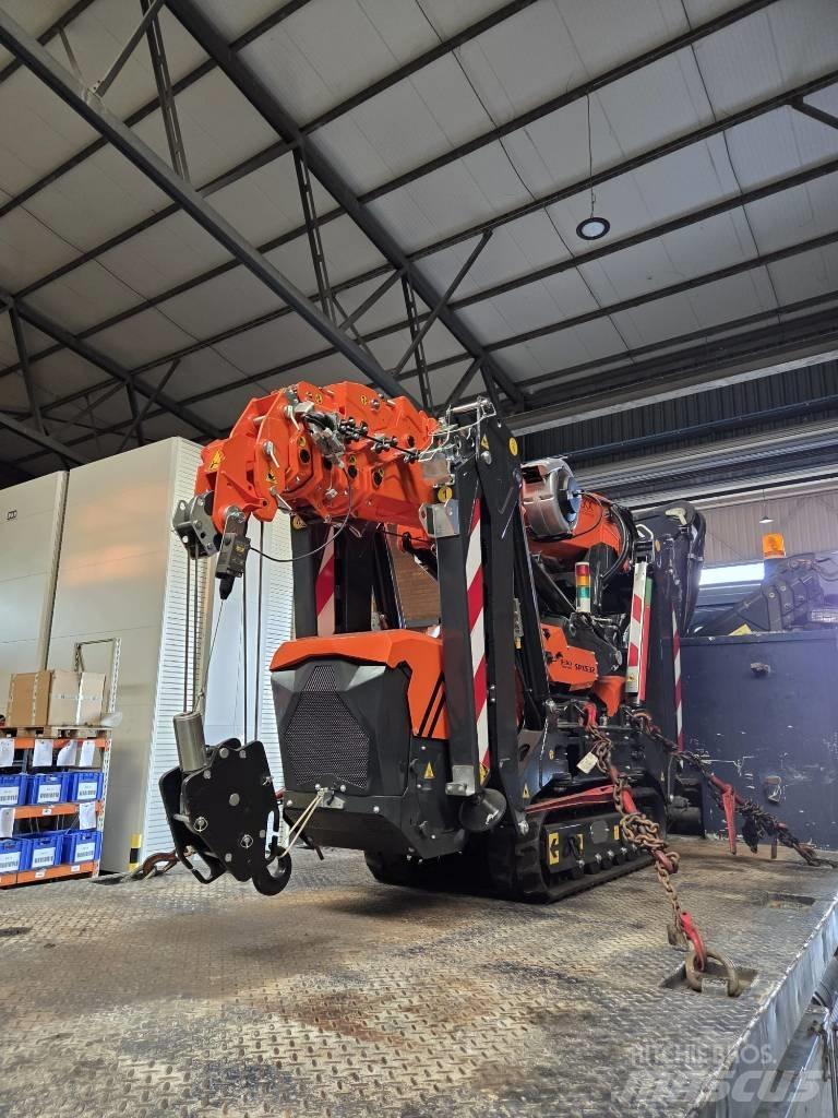 Jekko spx 532 رافعات مجنزرة