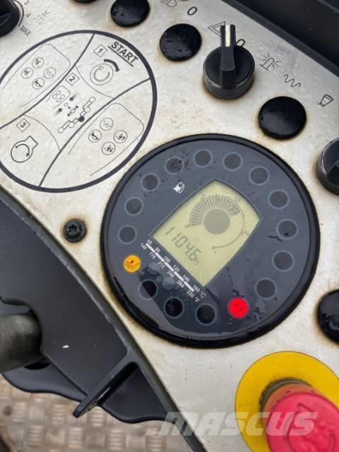Bomag BW 120 AD-5 مداحل ثنائية الاسطوانة