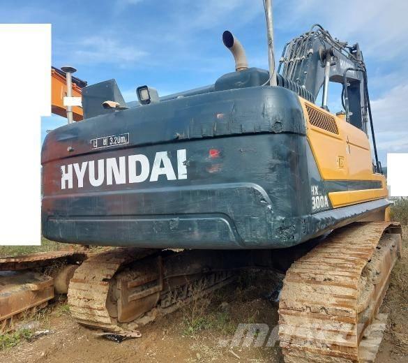Hyundai HX 300 AL حفارات زحافة