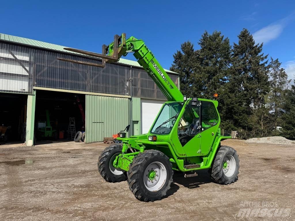 Merlo P 30.9 K T مناولات متداخلة