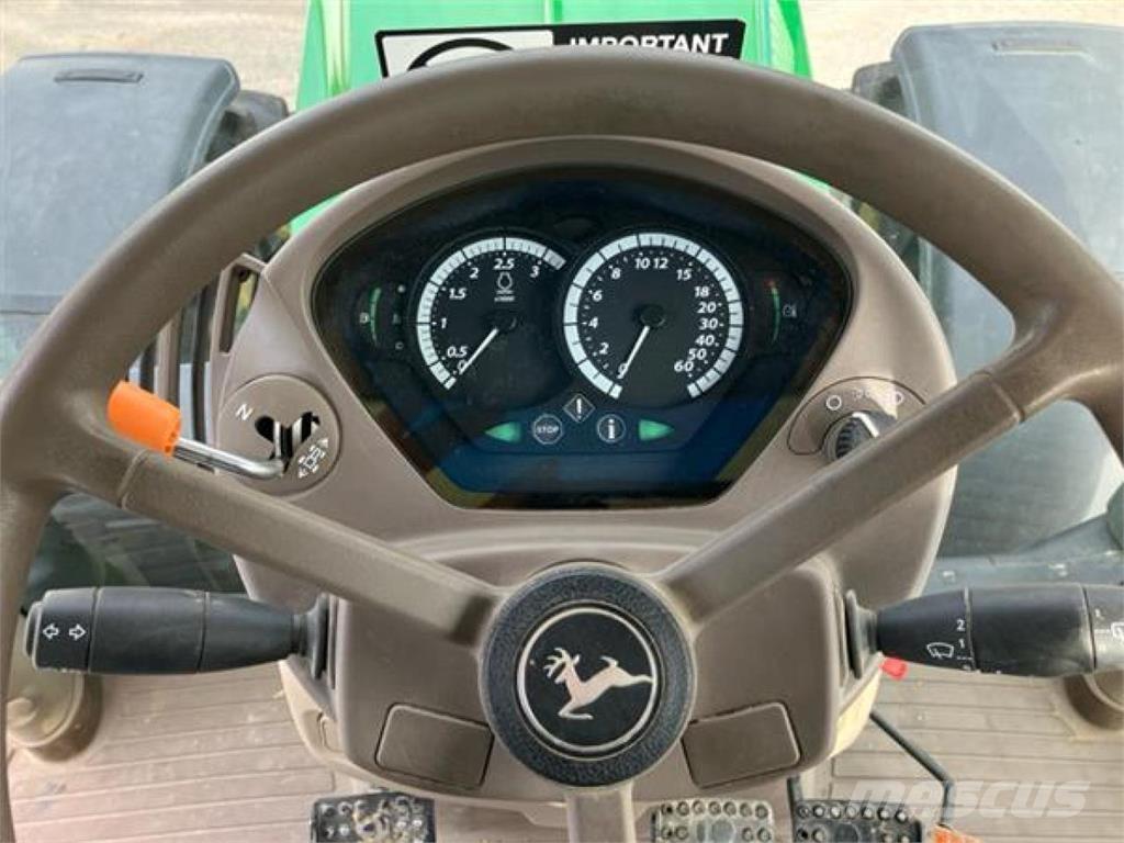 John Deere 6130R الجرارات