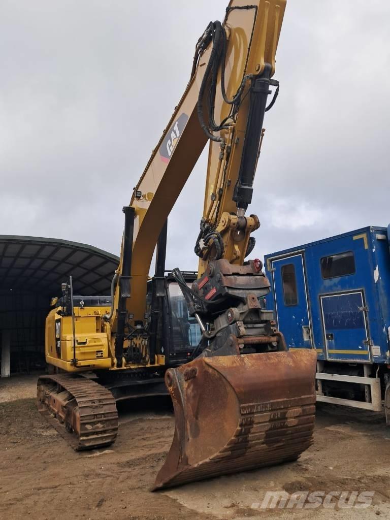 CAT 330FL حفارات زحافة