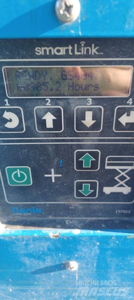 GENIE GS4047 رافعات مقصية الشكل